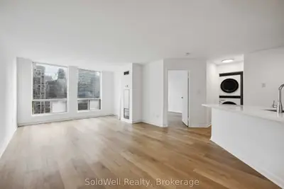 Condo Apartment in Toronto