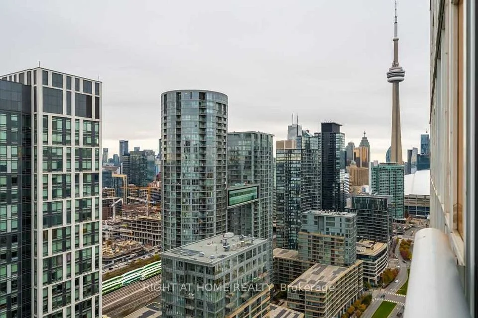 85 Queens Wharf Road 606, Toronto C01, ON M5V 0J9