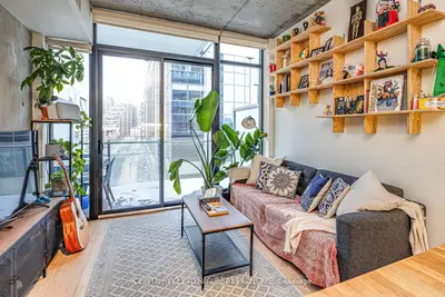 Condo Apartment in Toronto