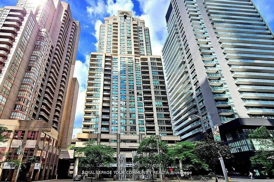 750 Bay Street 1007, Toronto C01, ON M5G 1N6