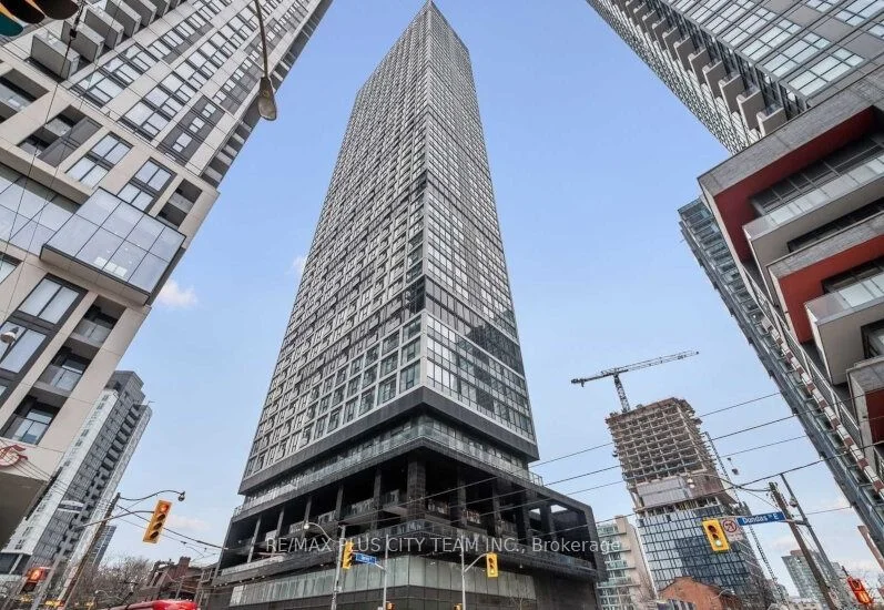 60 Princess Street 1017 SE, Toronto C08, ON M5A 2C7