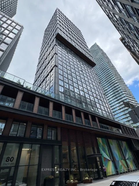 82 Dalhousie Street 609, Toronto C08, ON M5B 0C5