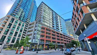 Condo Apartment in Toronto