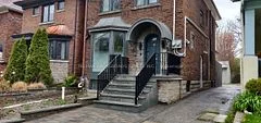 40 Wells (Lower) Street, Toronto C02, ON M5R 1P2