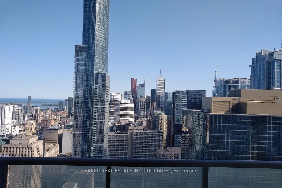 15 Grenville Street 3703, Toronto C01, ON M4Y 0B9