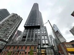 8 Wellesley Street 4706, Toronto C01, ON M4Y 0J5