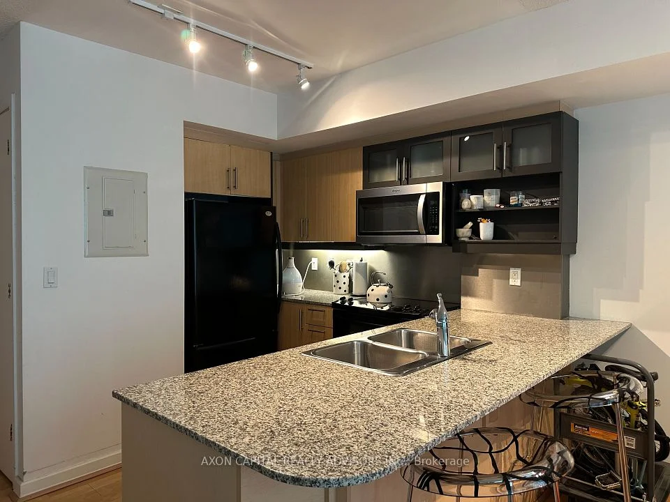 350 Wellington Street M32, Toronto C01, ON M5V 3W9