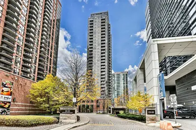Condo Apartment in Toronto