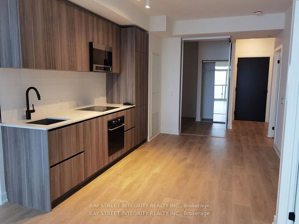 117 Broadway Avenue 3005, Toronto C10, ON M4P 1V4