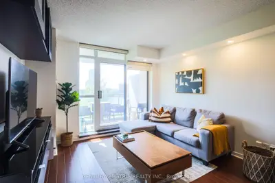 Condo Apartment in Toronto