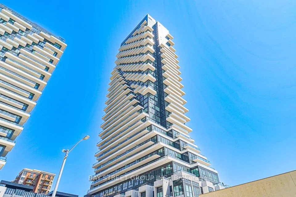 30 Inn On The Park Drive 3503, Toronto C13, ON M3C 0P7