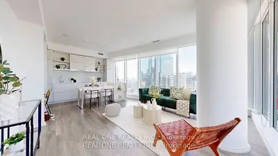 Condo Apartment in Toronto