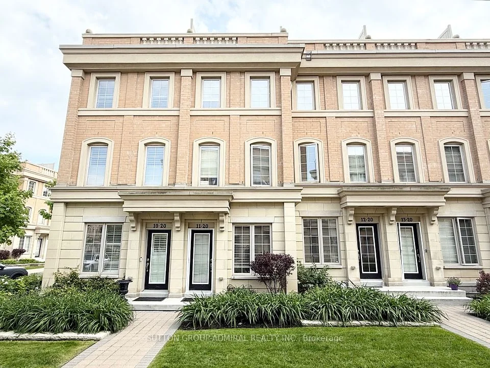 20 Hargrave Lane 11, Toronto C12, ON M4N 0A4