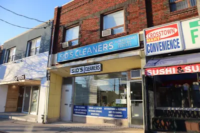Upper Level in Toronto