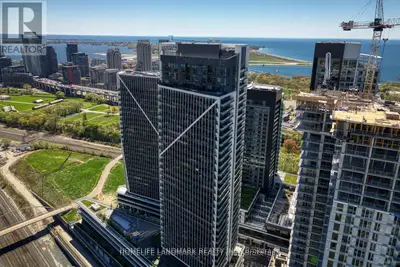 Common Element Condo in Toronto
