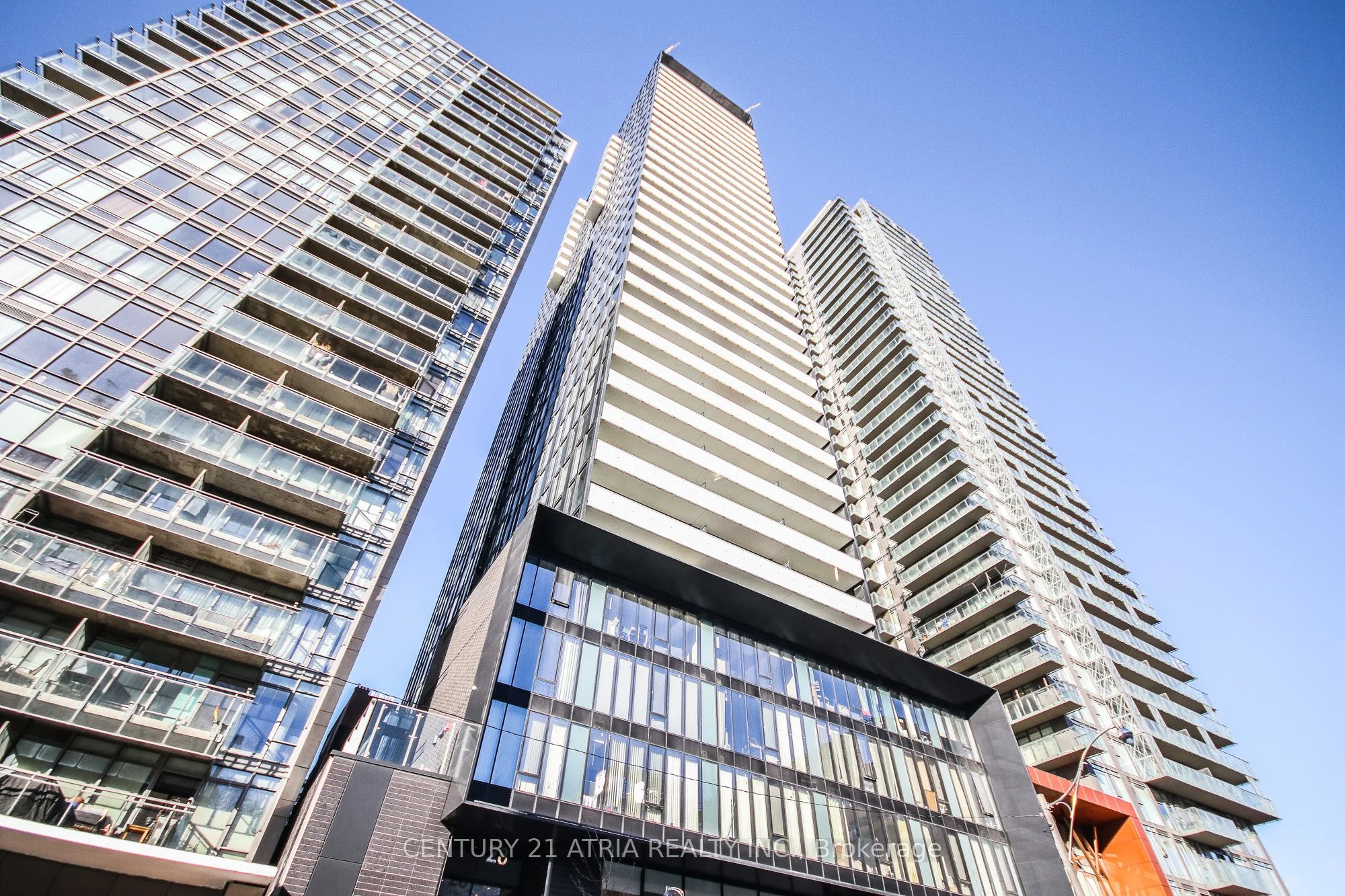 Condo Apartment in Toronto