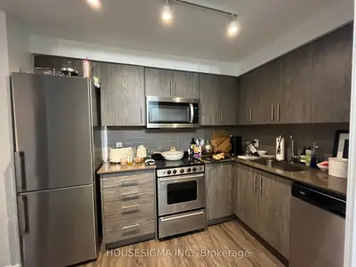 Condo Apartment in Toronto