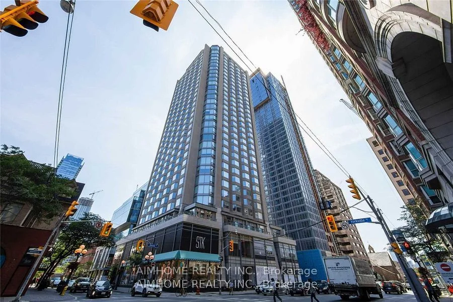 155 Yorkville Avenue 1015, Toronto C02, ON M5R 1C4