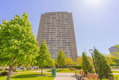 Condo Apartment in Toronto