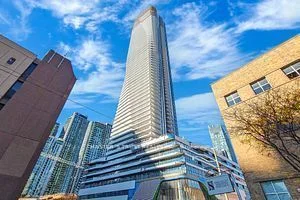 28 Freeland Street 3106, Toronto C08, On M5e 0e3