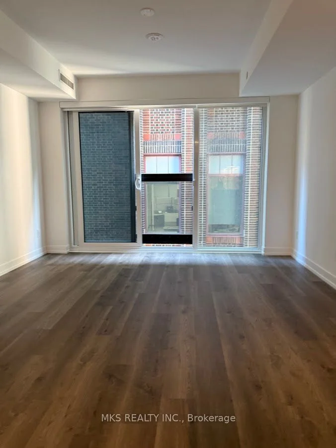 771 Yonge Street 610, Toronto C02, ON M4W 2G4