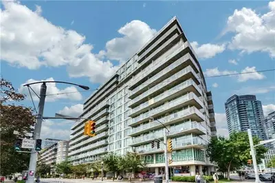 Condo Apartment in Toronto