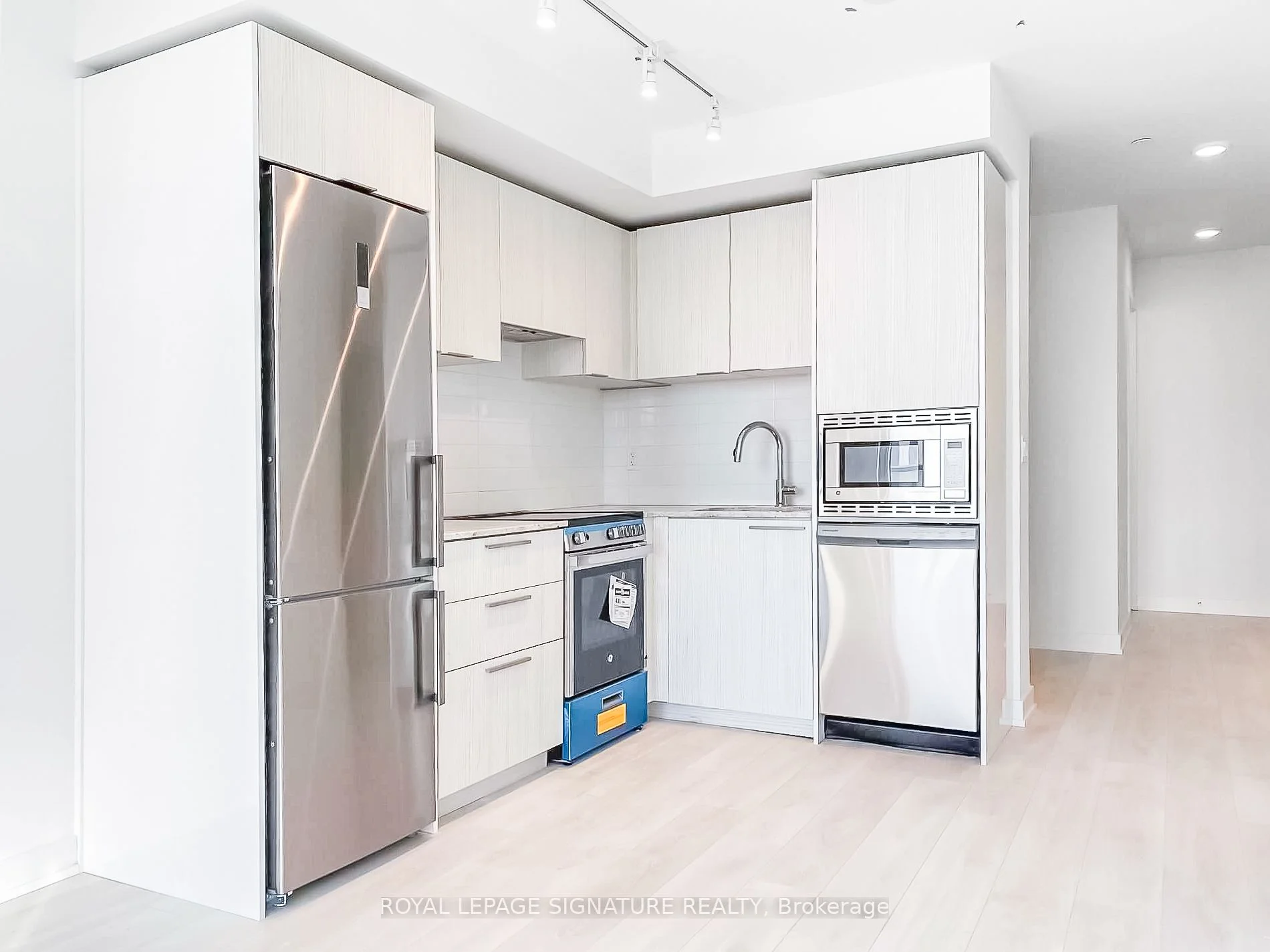 501 Yonge Street 2813, Toronto C08, ON M4Y 0G8