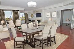 99 Avenue Road 905, Toronto C02, ON M5R 2G5