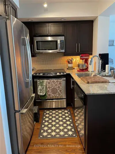 Condo Apartment in Toronto