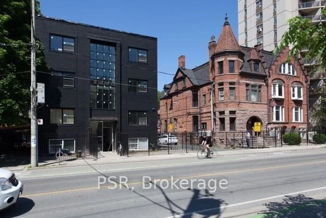 256 Sherbourne Street 302, Toronto C08, ON M5A 2S1