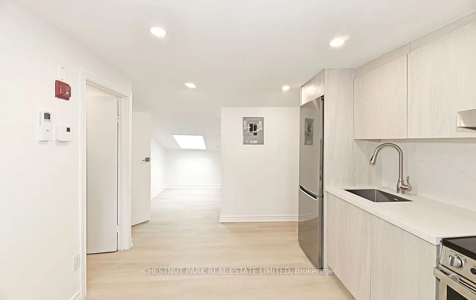 171 King Street E 6, Toronto C08, ON M5A 1J4