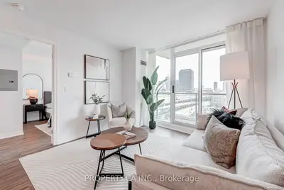 Condo Apartment in Toronto