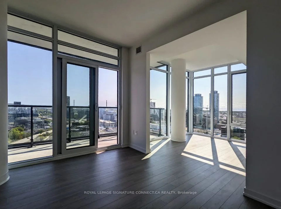 50 Power Street 1802, Toronto C08, ON M5A 0V3