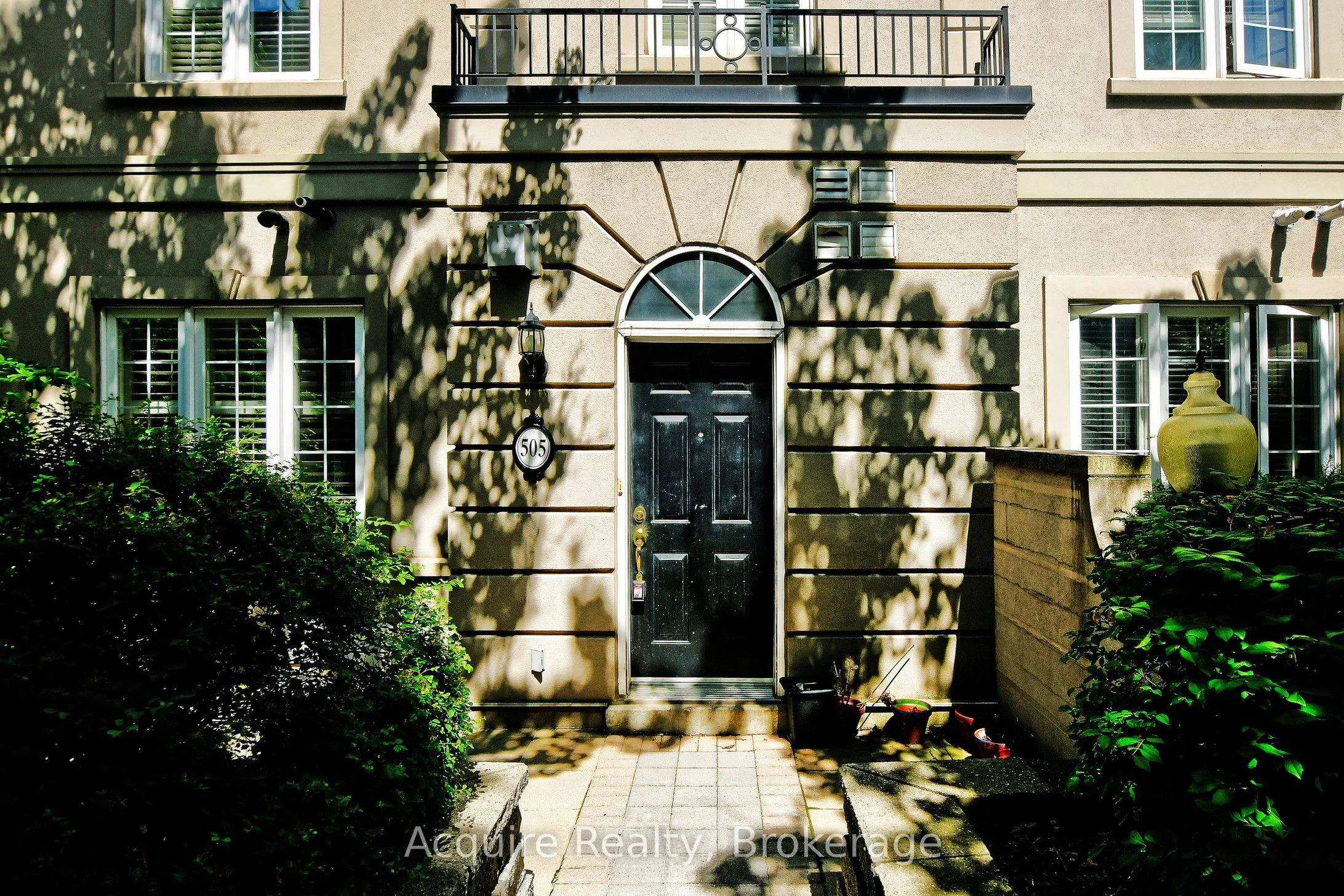 37 Avondale Avenue 505, Toronto C14, On M2n 7c1