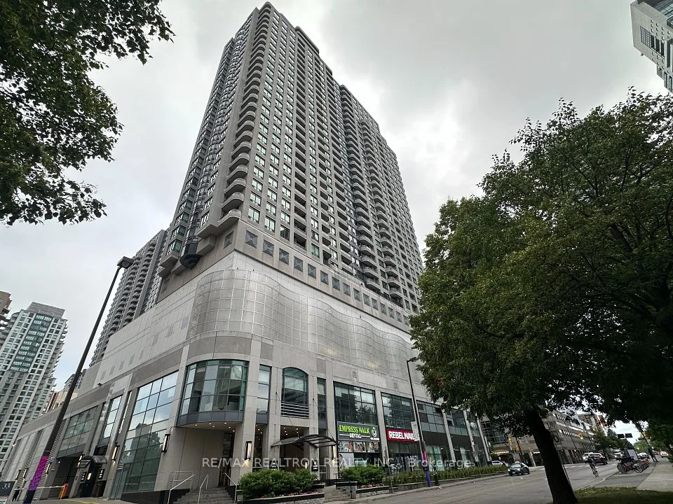 33 Empress Avenue 2315, Toronto C14, ON M2N 6Y7
