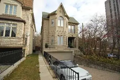 Detached in Toronto