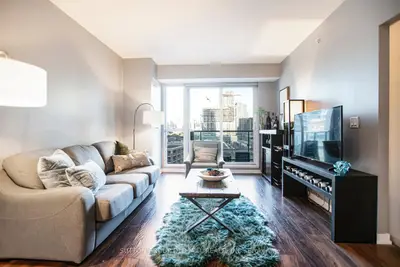 Condo Apartment in Toronto