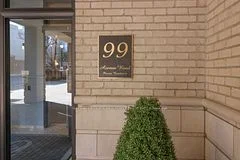 99 Avenue Road 1007, Toronto C02, ON M5R 2G5