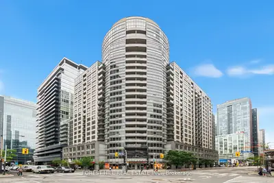 Condo Apartment in Toronto