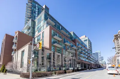 Condo Apartment in Toronto