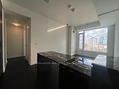 11 Yorkville Avenue 1813, Toronto C02, ON M4W 0B7