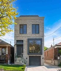 107 Alameda Avenue, Toronto C03, ON M6C 3W8