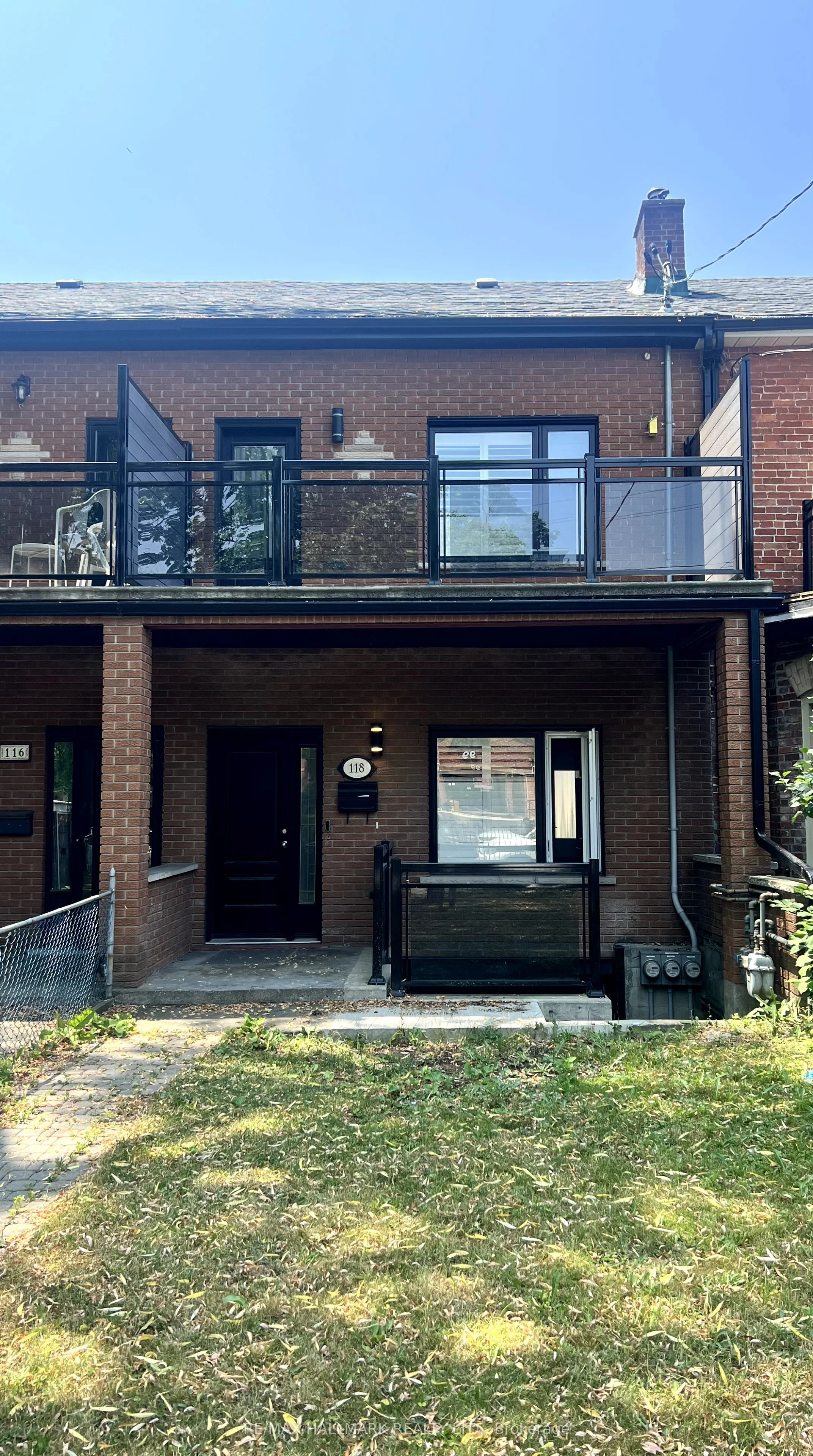118 Bellevue Avenue Upper, Toronto C01, ON M5T 2N9