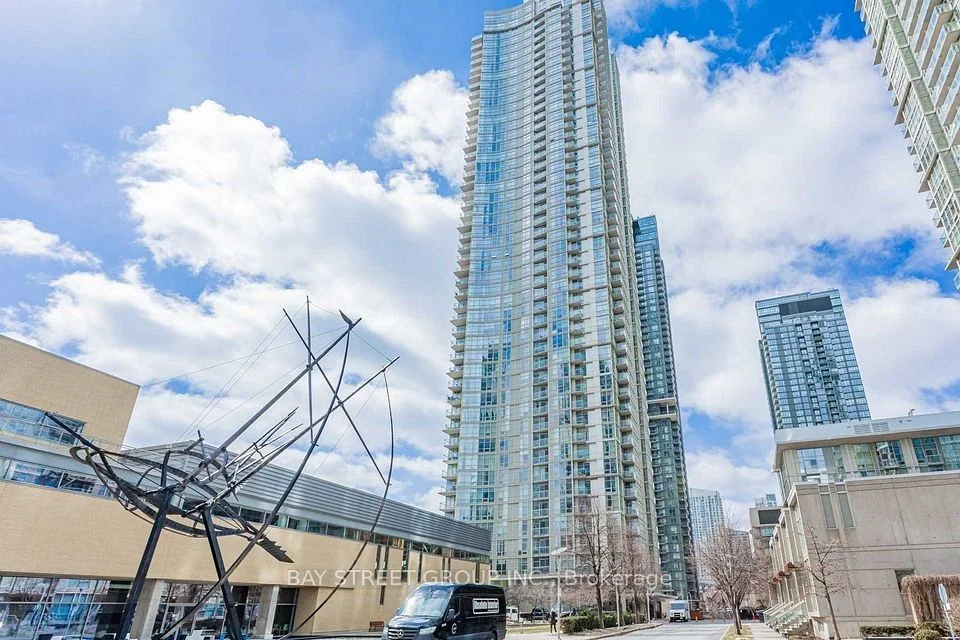 35 Mariner Terrace 3108, Toronto C01, ON M5V 3V9