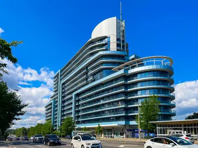 Condo Apartment in Toronto