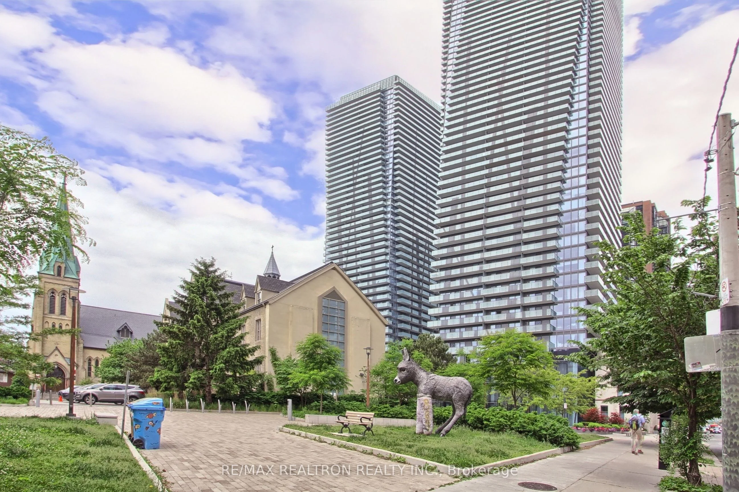 65 St Mary Street 3211, Toronto C01, On M5s 0a6