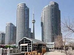8 York Street 411, Toronto C01, ON M5J 2Y2