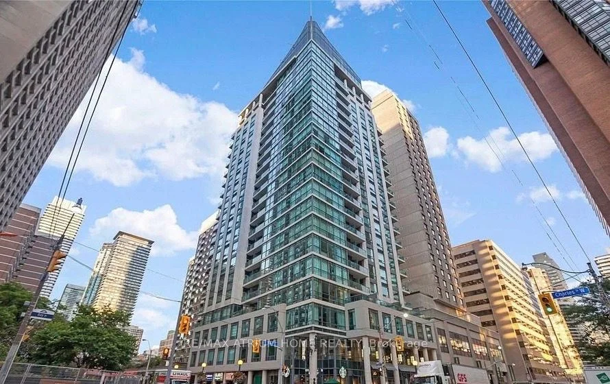 1121 Bay Street 908, Toronto C01, On M5s 3l9
