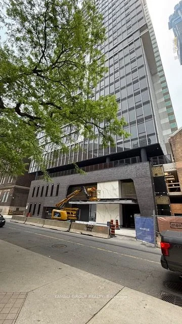 771 Yonge Street 2105, Toronto C09, ON M4W 0B8