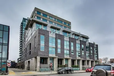 Condo Apartment in Toronto